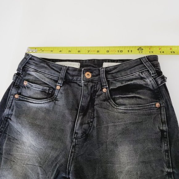 Anthropologie Pilcro Raw Hem Vintage Slim Straight Cropped Jeans - Picture 11 of 13